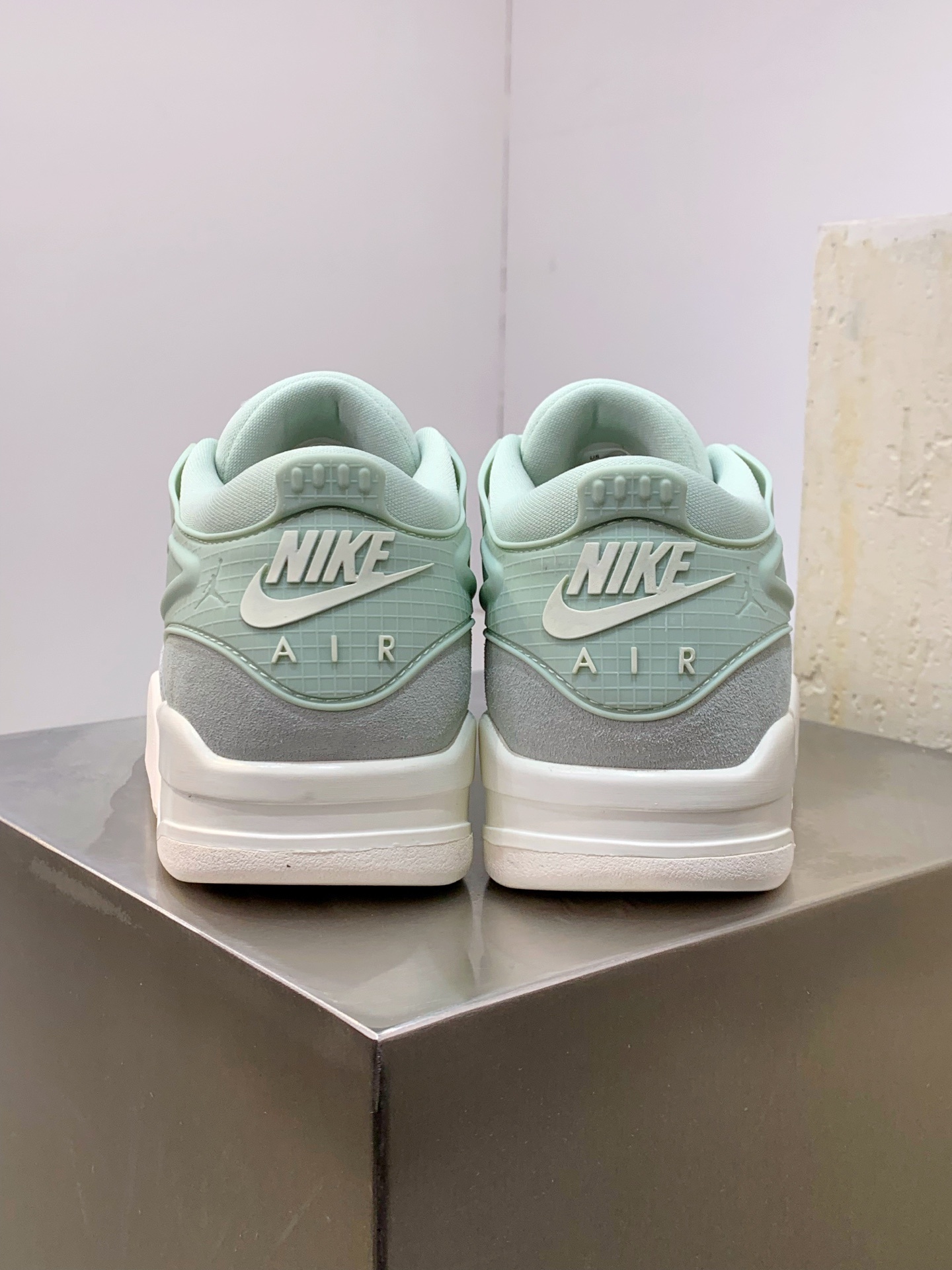 Nike Air Force 1 Low White / Grey detail view 3
