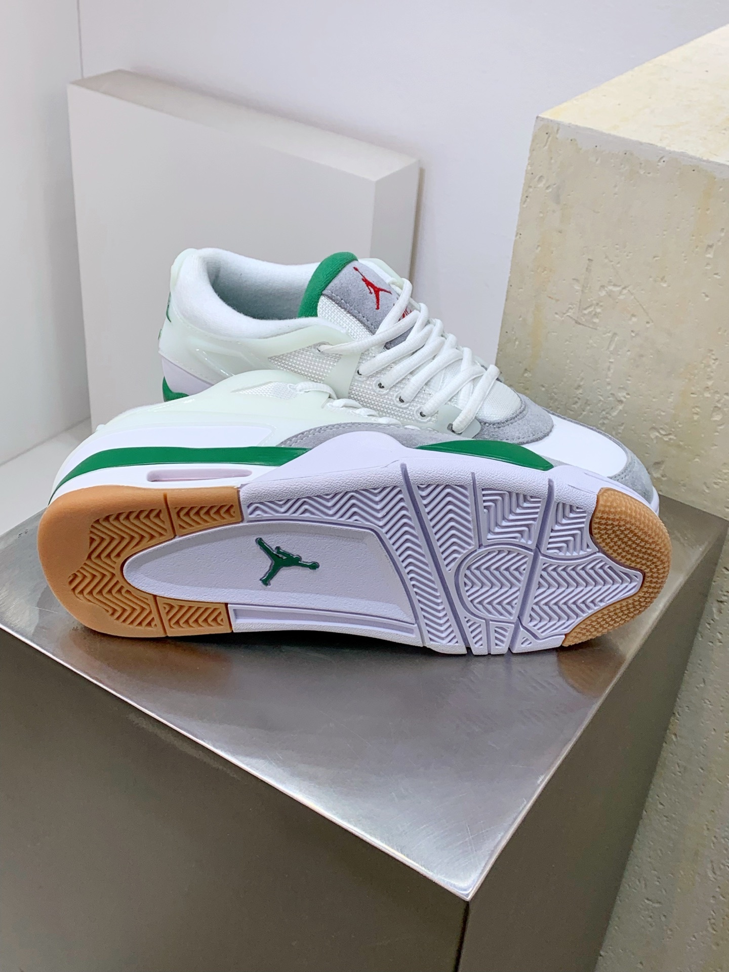 Nike Air Force 1 Low White / Grey detail view 6