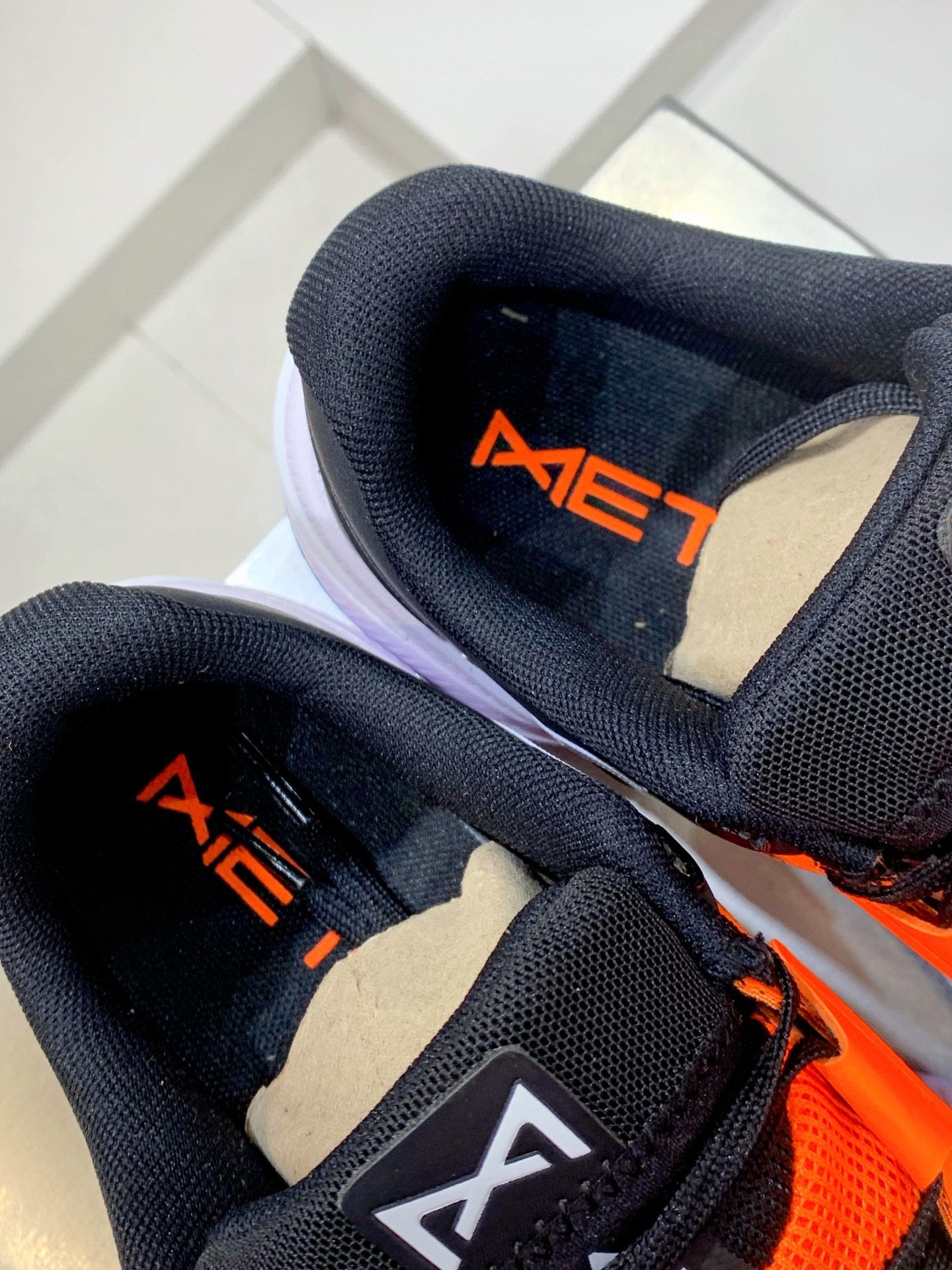 Nike Other Running Burgundy / Grey detail view 2