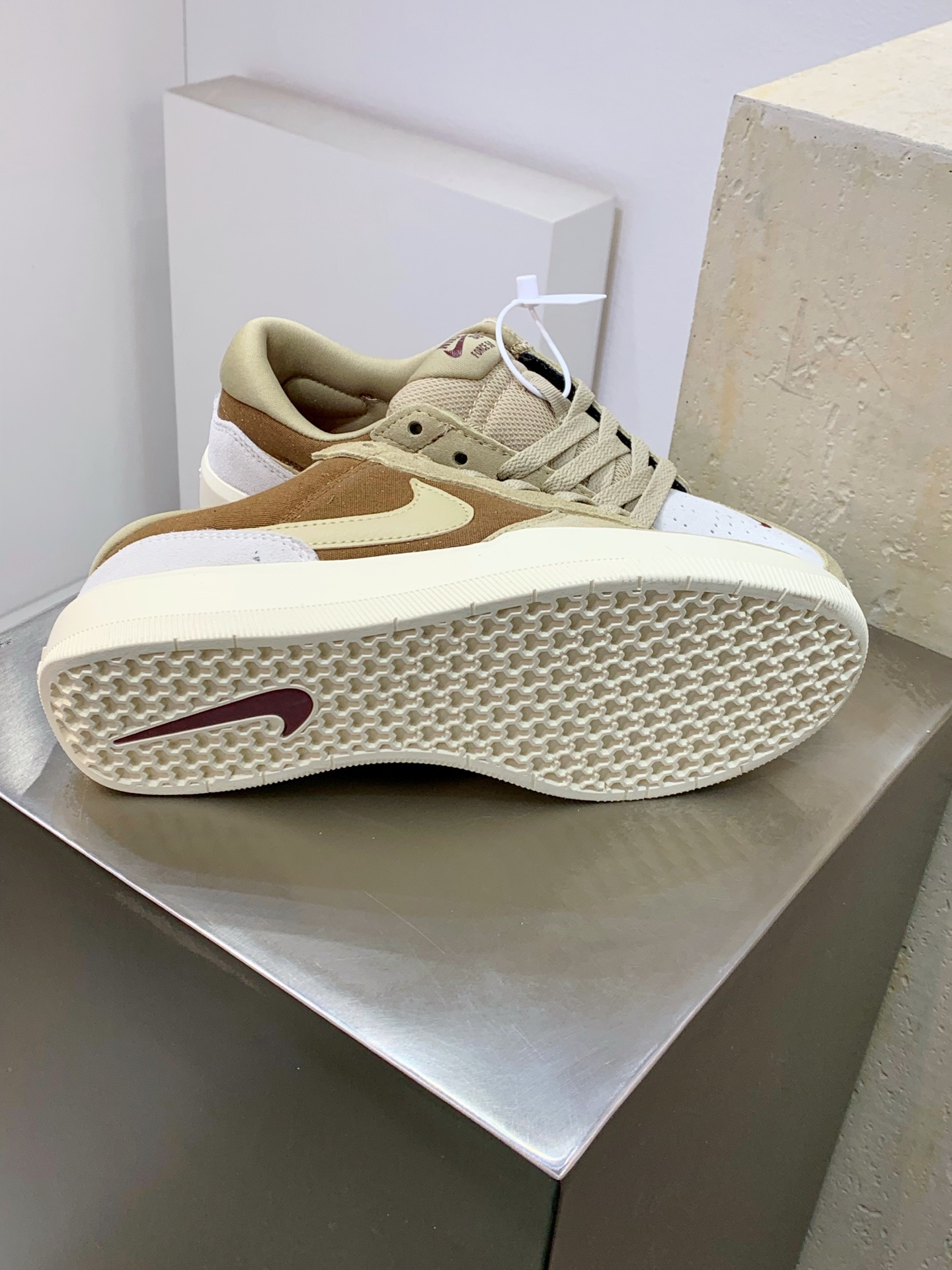 Nike Air Force 1 Low White / Grey detail view 6