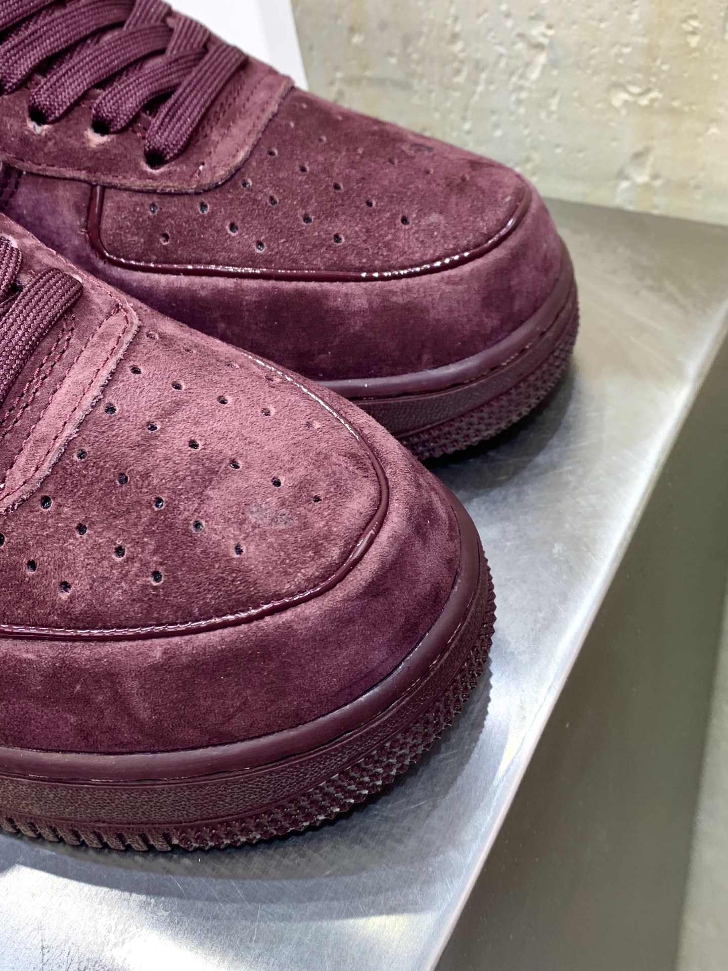 Nike Air Force 1 Low Burgundy / Grey main view