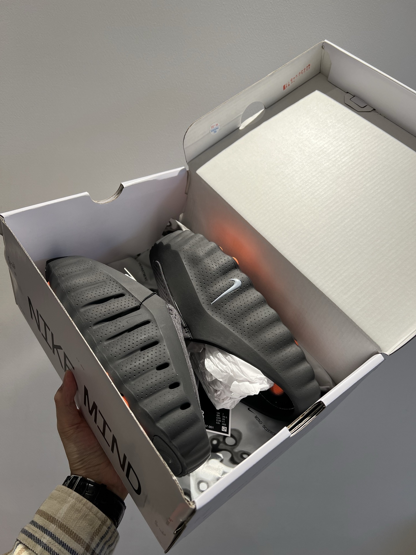 Nike Closed-Toe Slides Grey / White main view