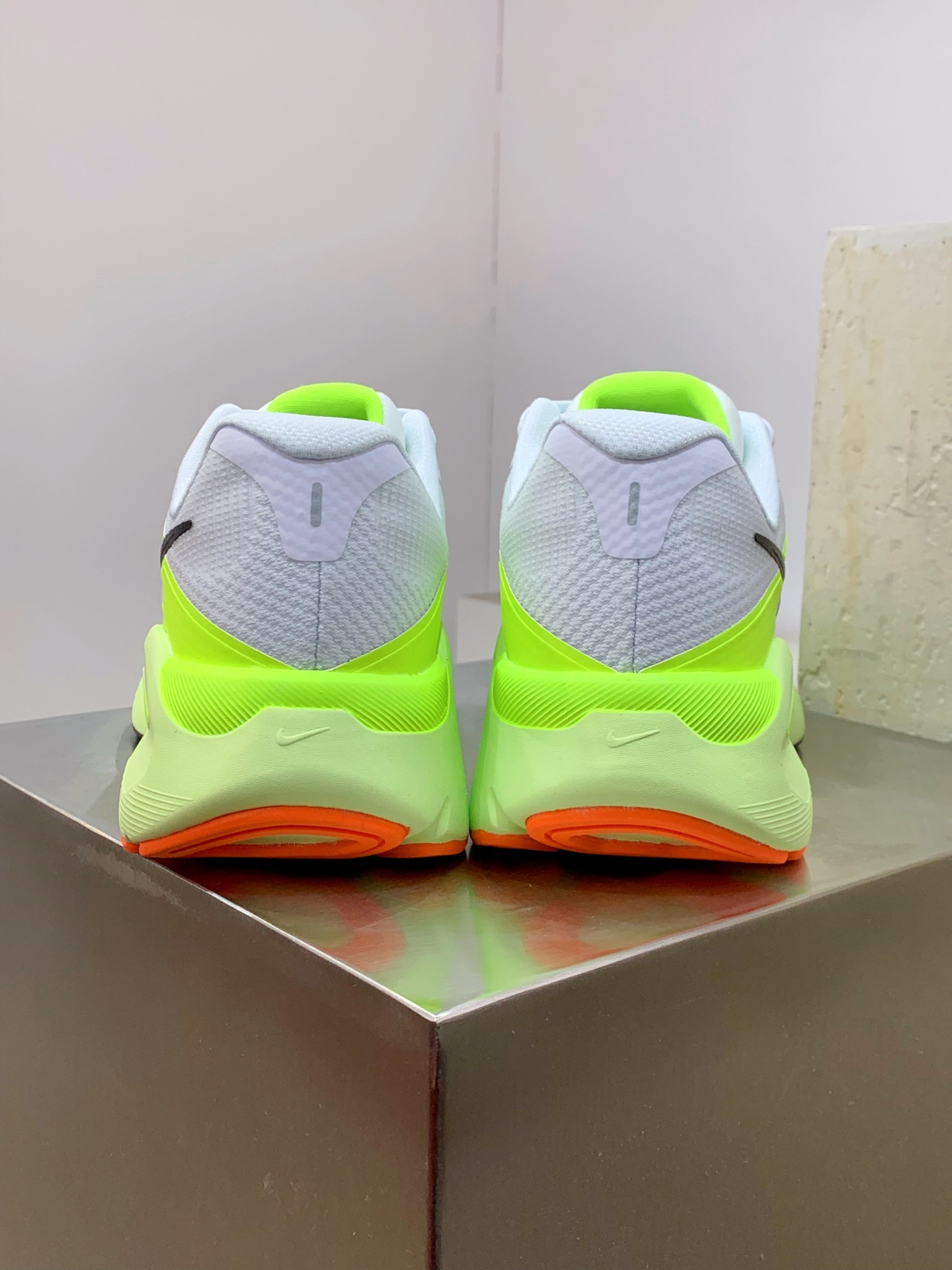Nike Other Running White / Grey detail view 3