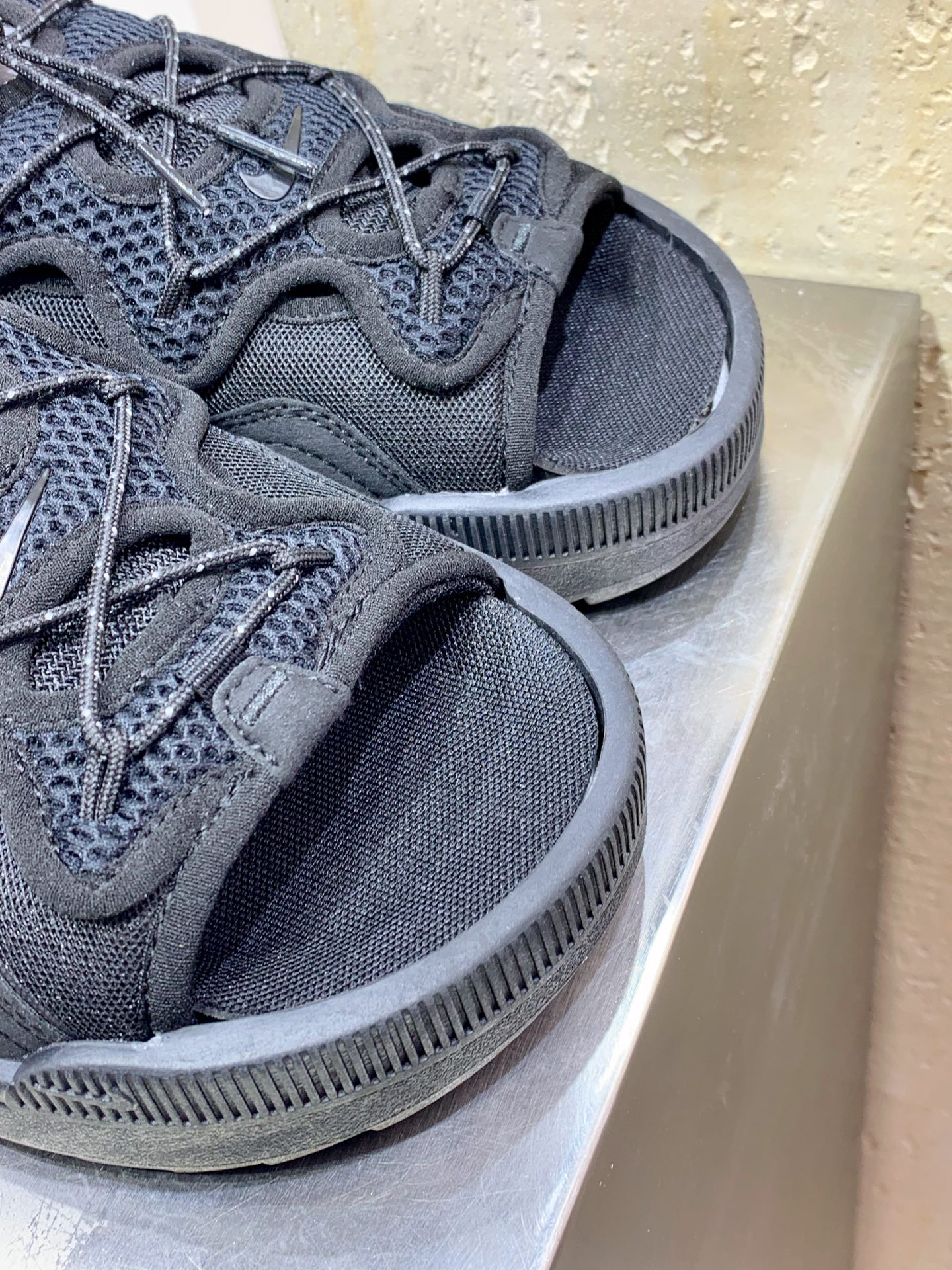 Nike Slides Grey / White main view