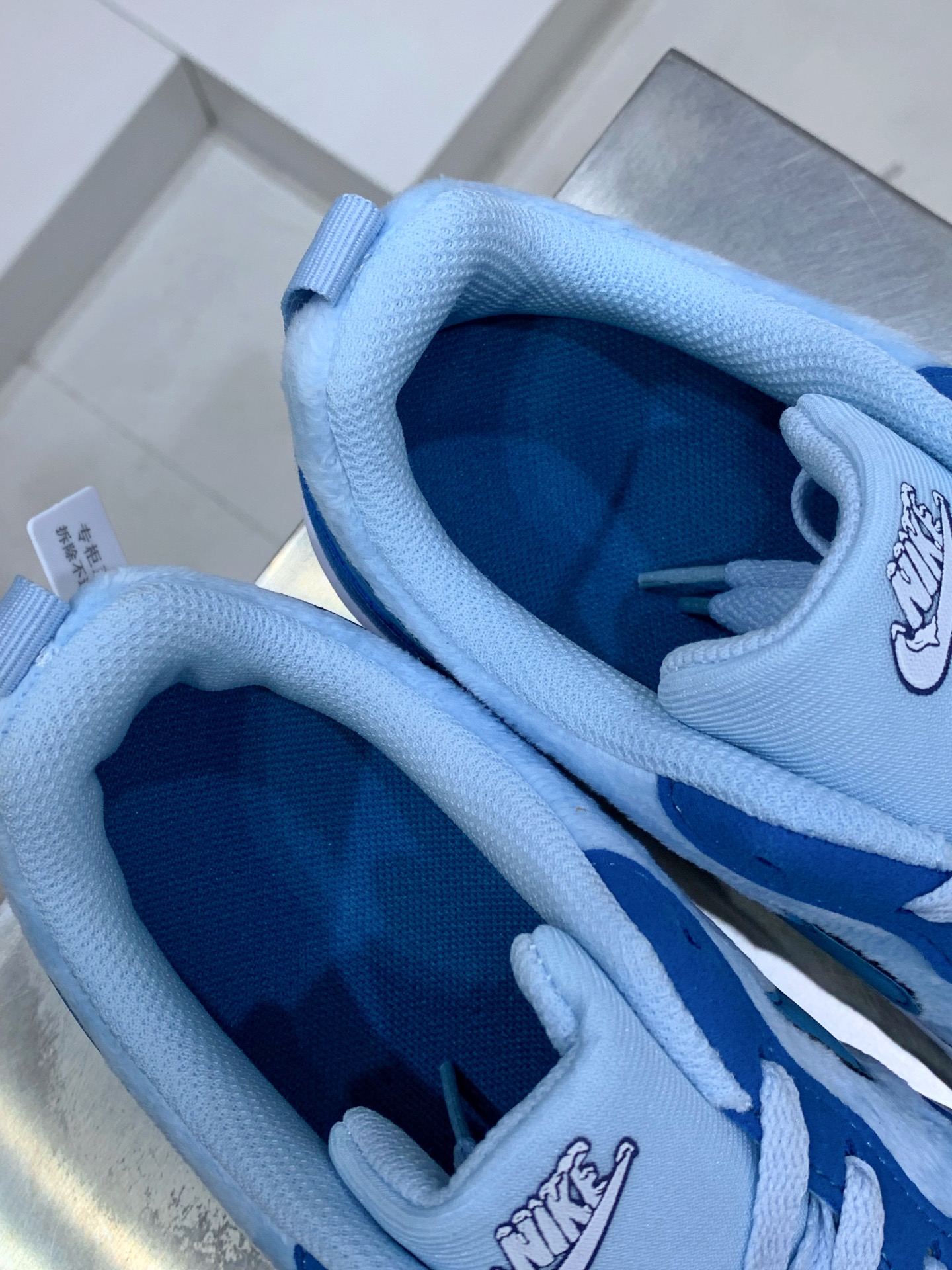 Nike Dunk Low Blue / Grey detail view 2