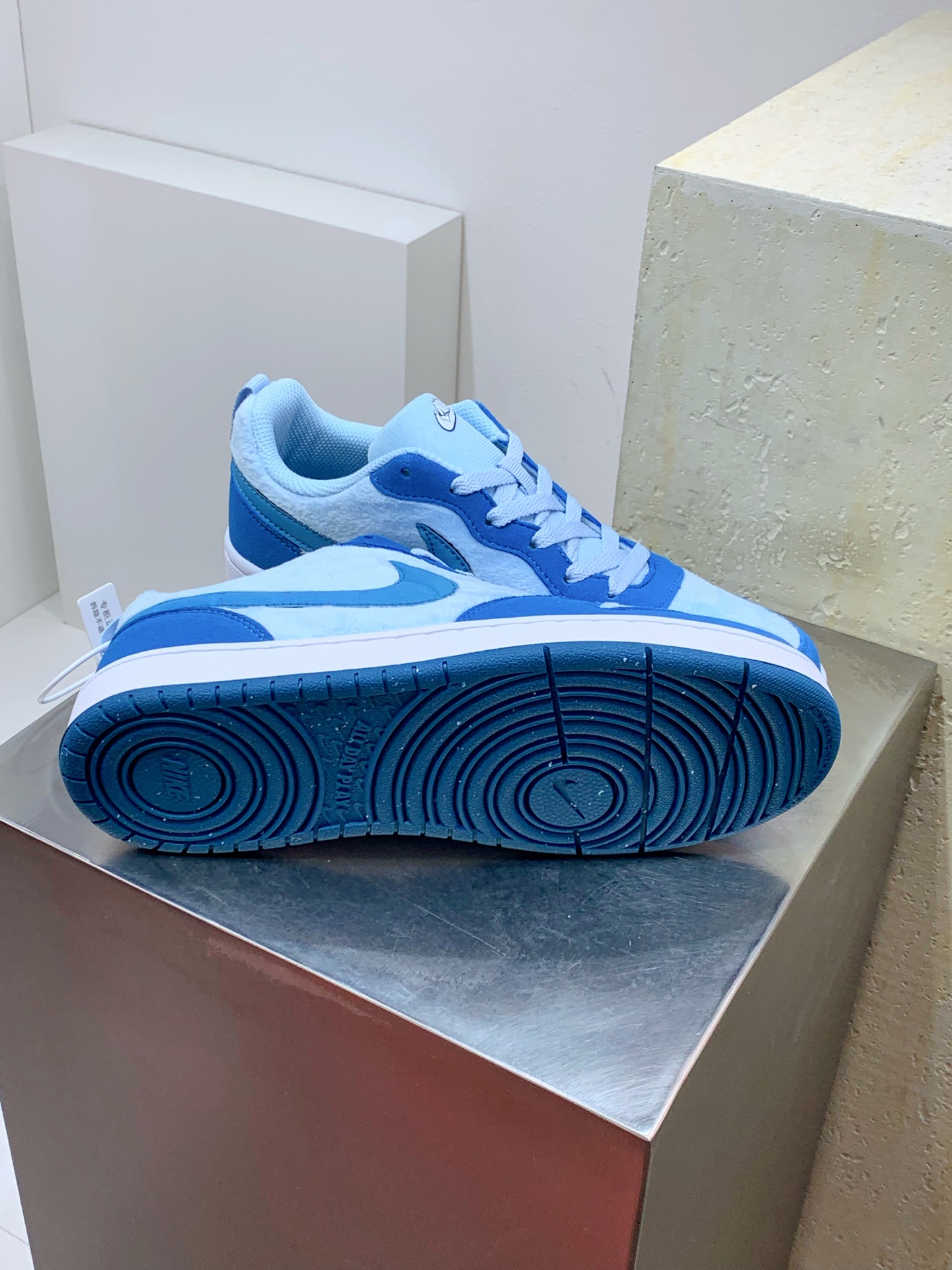 Nike Dunk Low Blue / Grey detail view 6