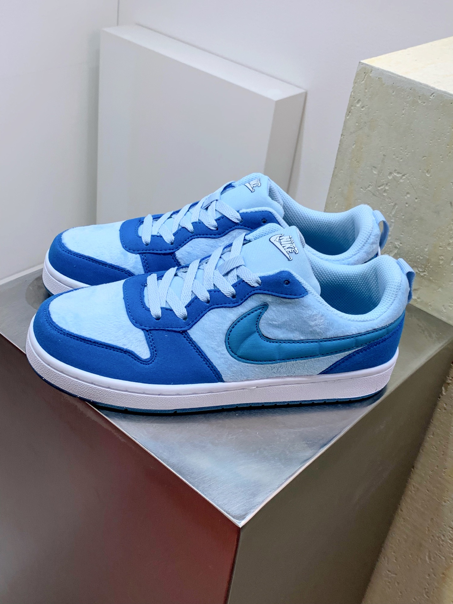 Nike Dunk Low Blue / Grey detail view 8