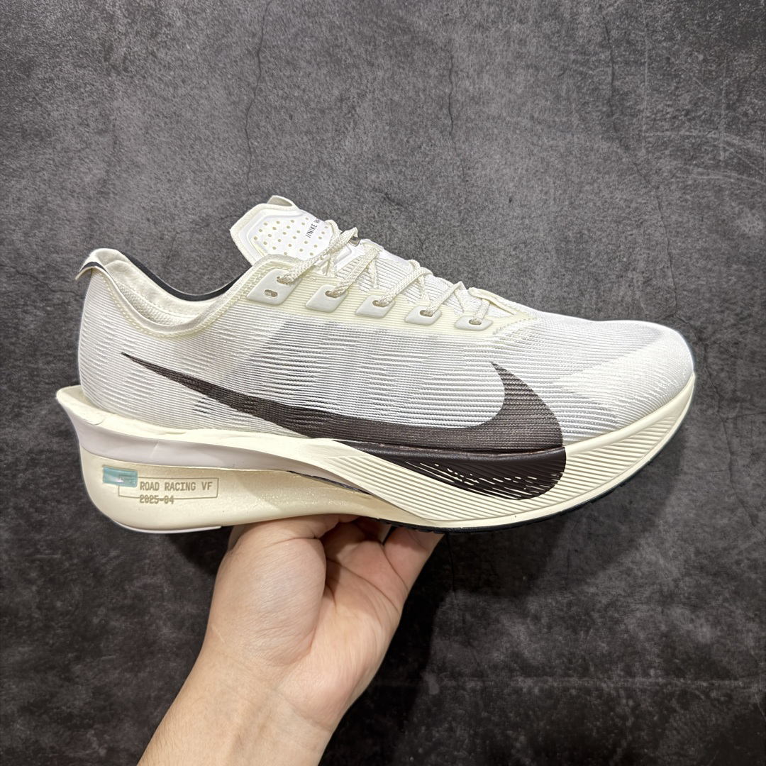 Nike HV6107-100 Sneakers Black main view