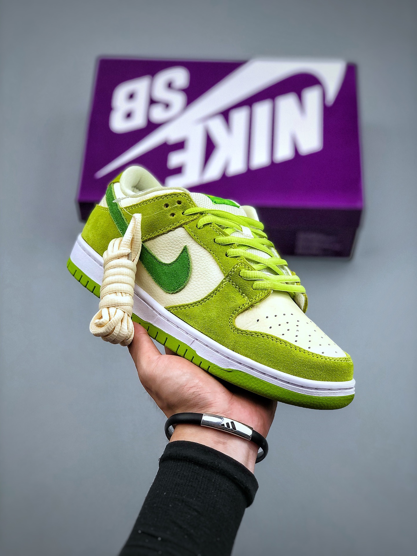 Nike Dunk Sneakers Green main view