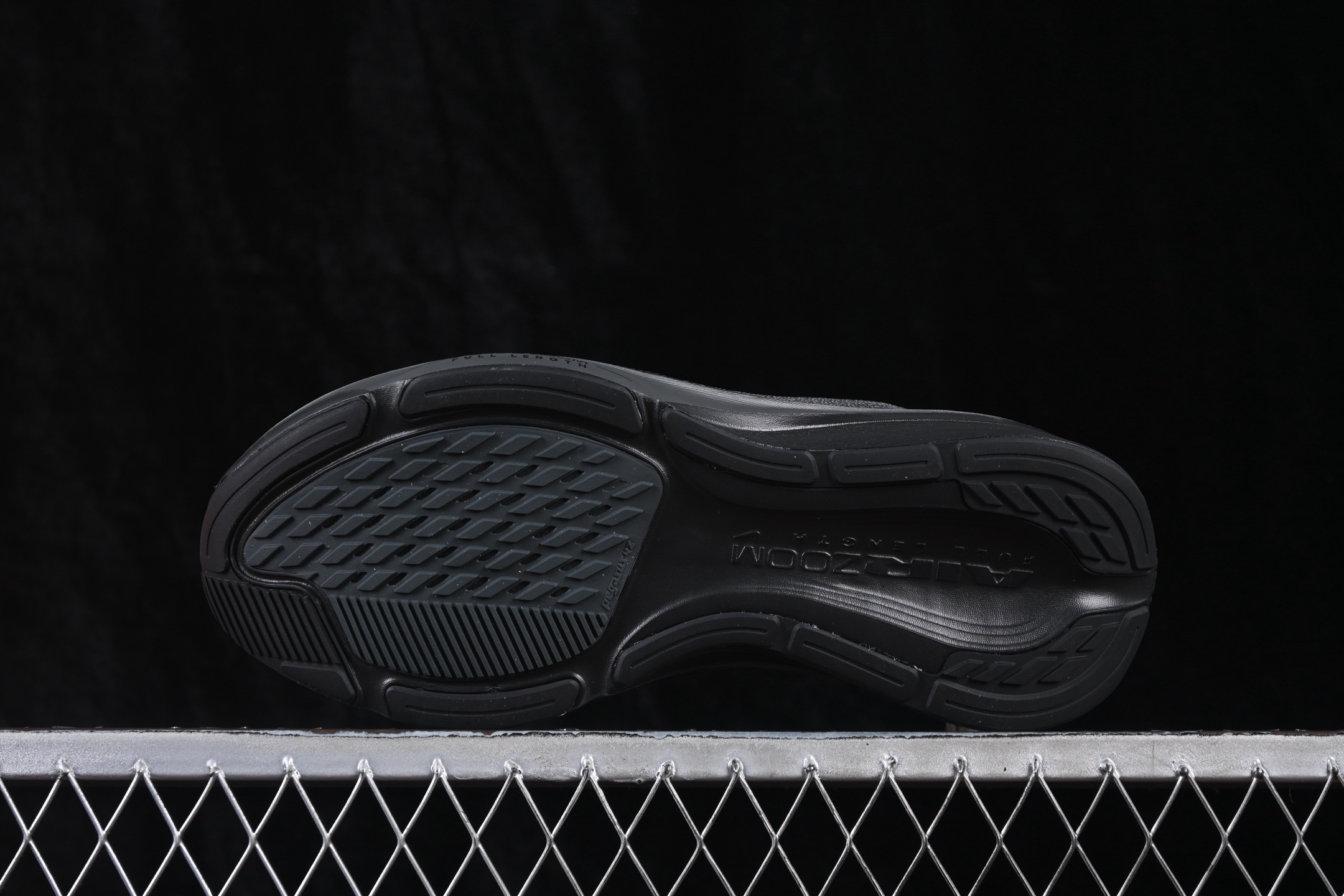 Nike IB1873-003 Running Shoes detail view 2