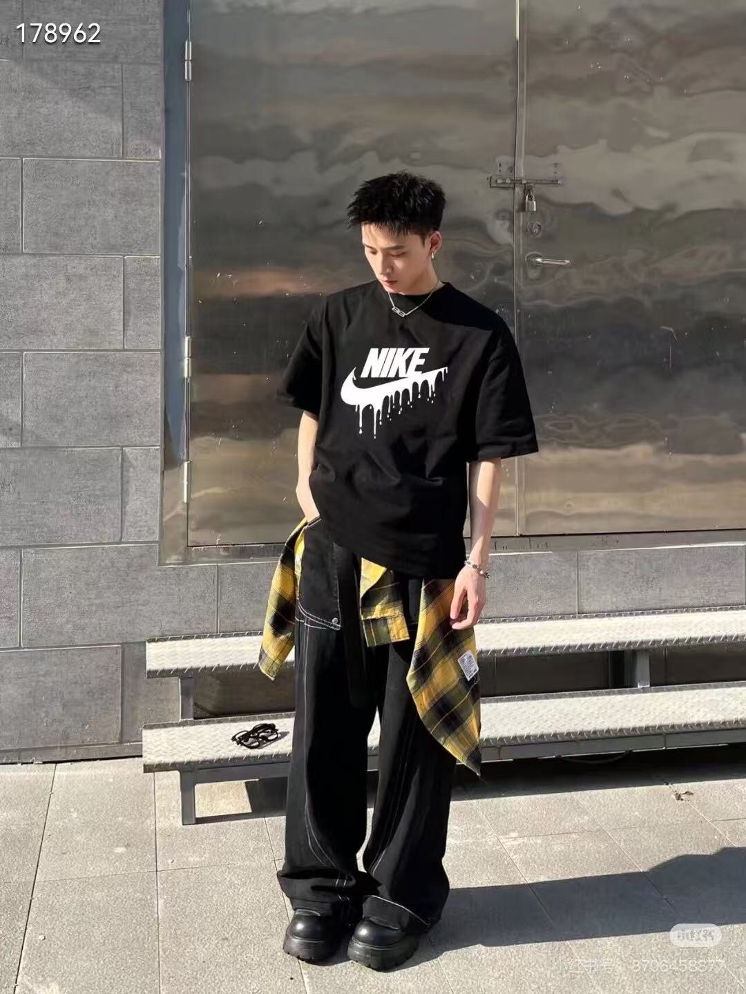 Nike A396 T-Shirts Black main view