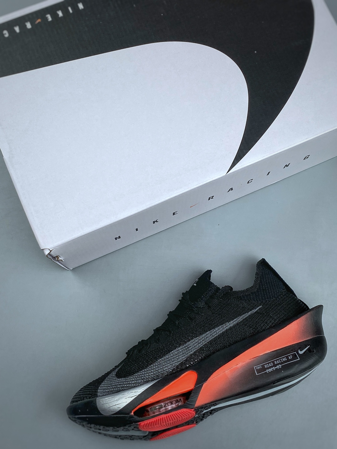 Nike IR1996 001 Sneakers detail view 2