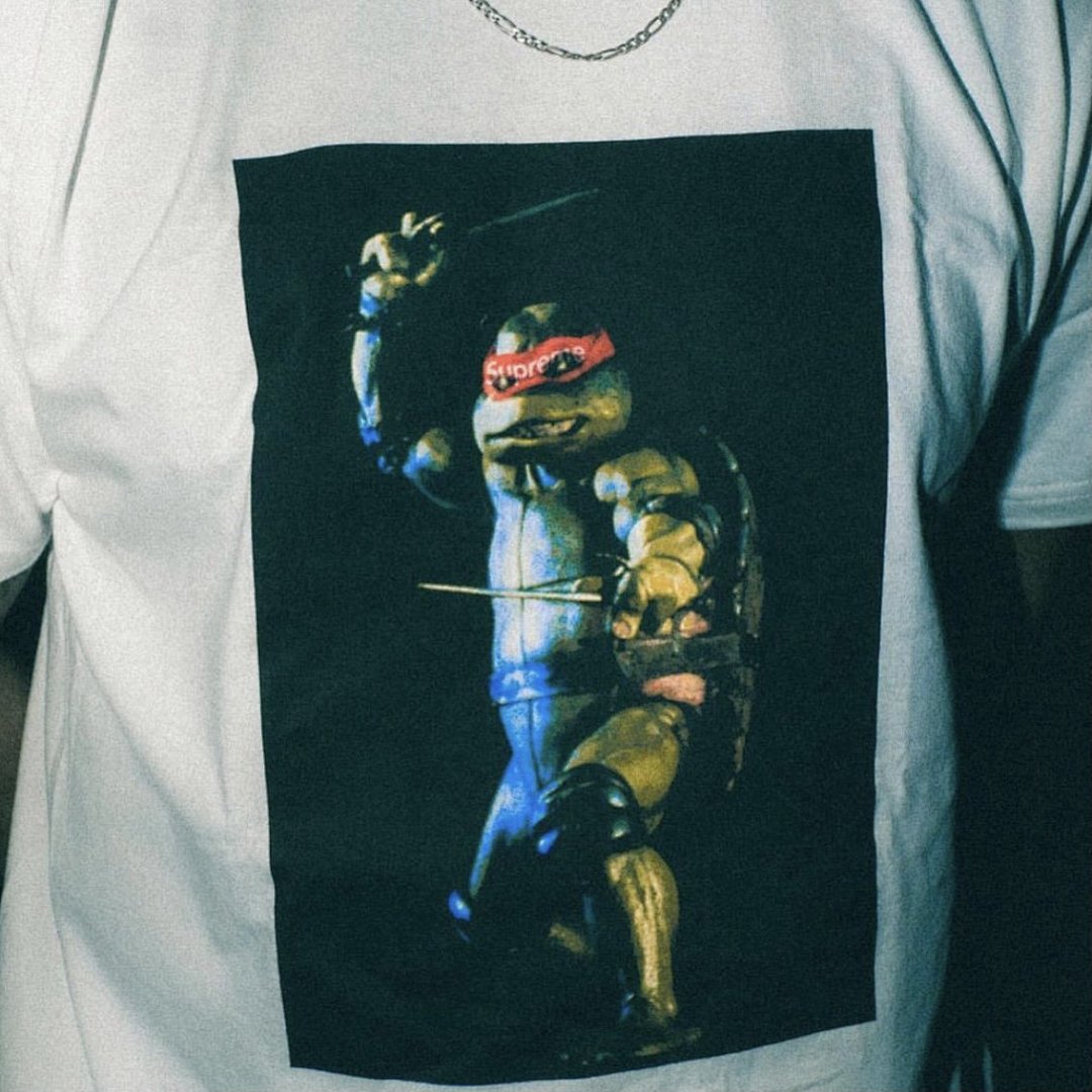 Supreme T-Shirt Style 003 detail view 1