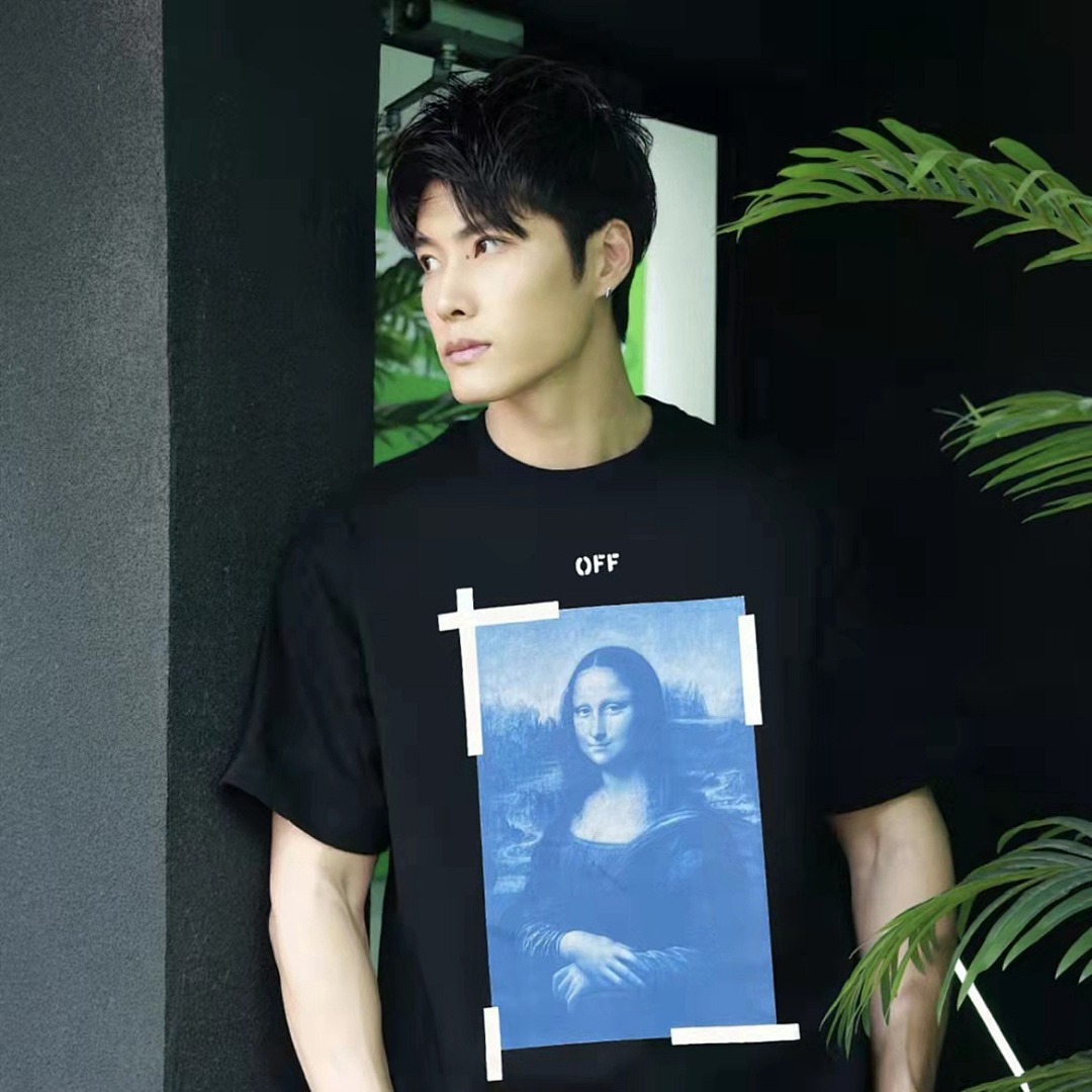 Off-White T-Shirt Style 004 detail view 1