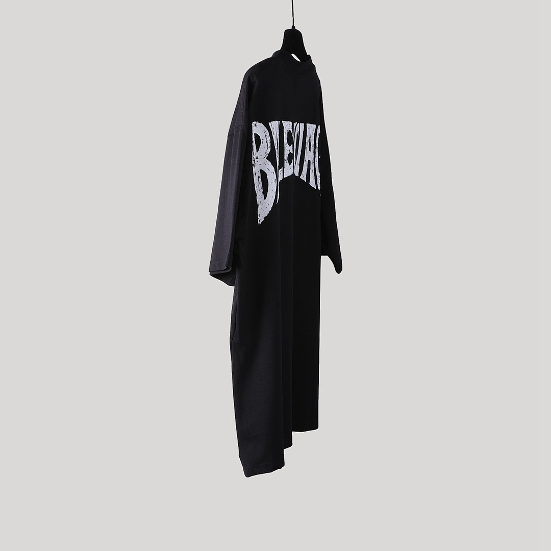 Balenciaga T-Shirt Style 005 detail view 3