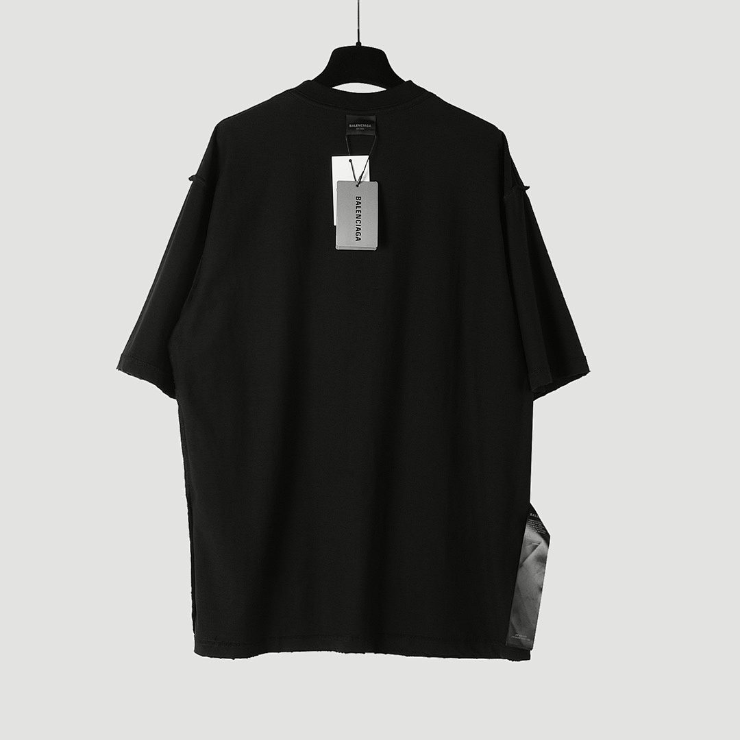 Balenciaga T-Shirt Style 006 detail view 1