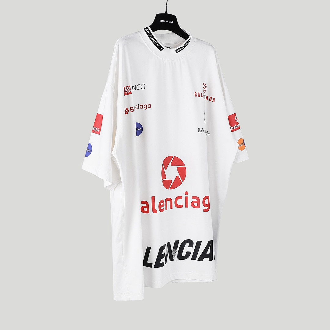 Balenciaga T-Shirt Style 013 detail view 1