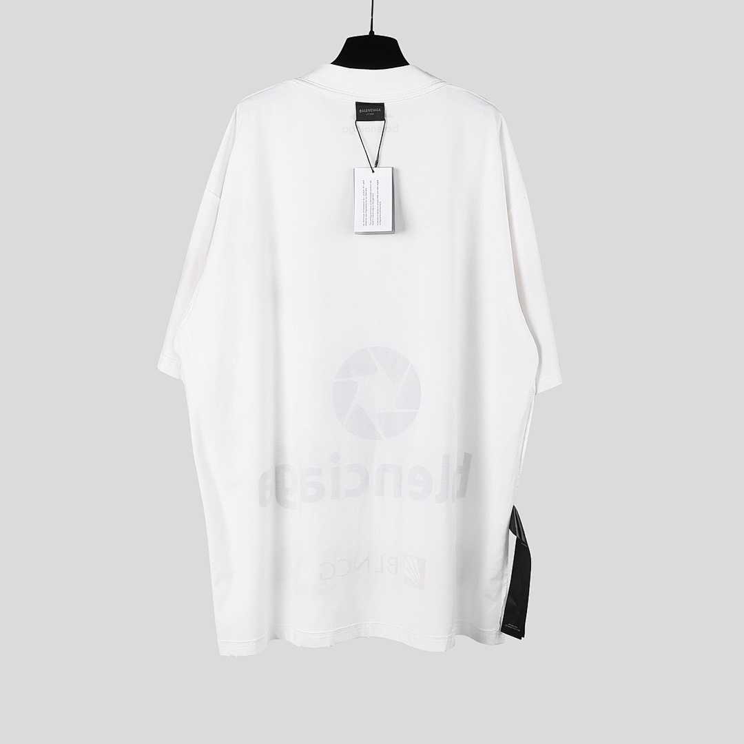 Balenciaga T-Shirt Style 013 detail view 3