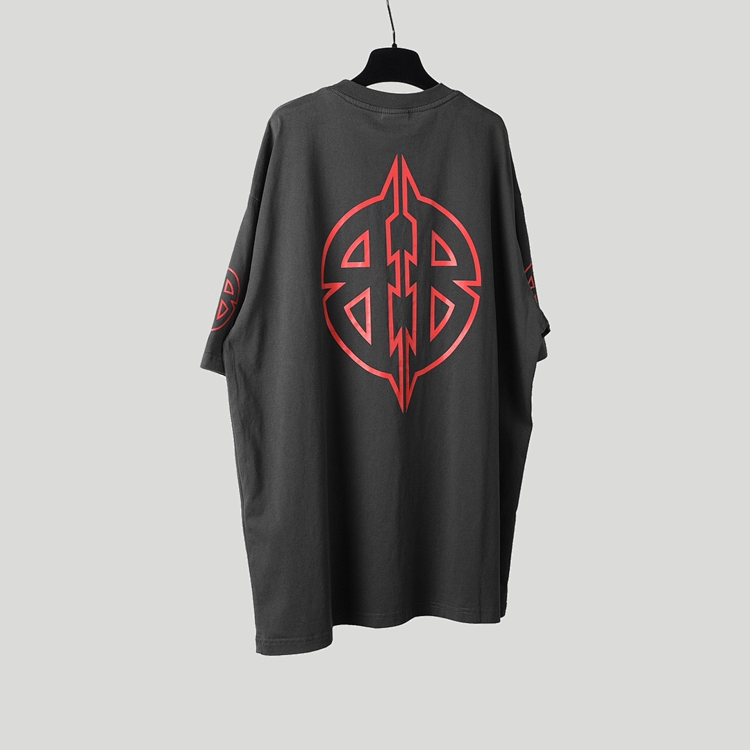 Balenciaga T-Shirt Style 015 detail view 1