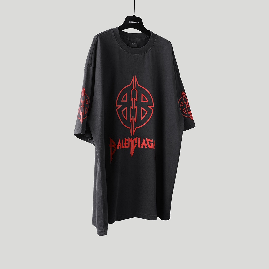 Balenciaga T-Shirt Style 015 detail view 3