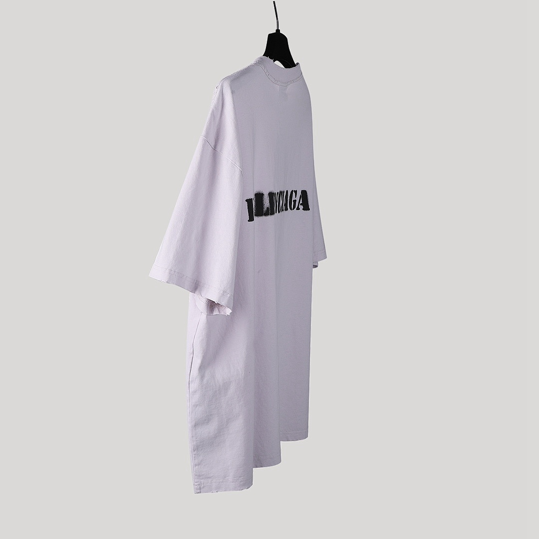 Balenciaga T-Shirt Style 016 detail view 2