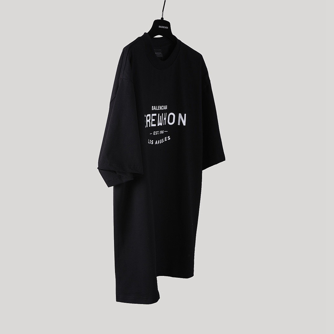 Balenciaga T-Shirt Style 018 detail view 2