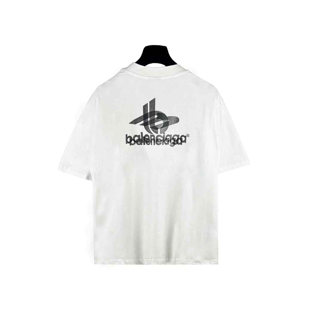 Balenciaga T-Shirt Style 019 detail view 6