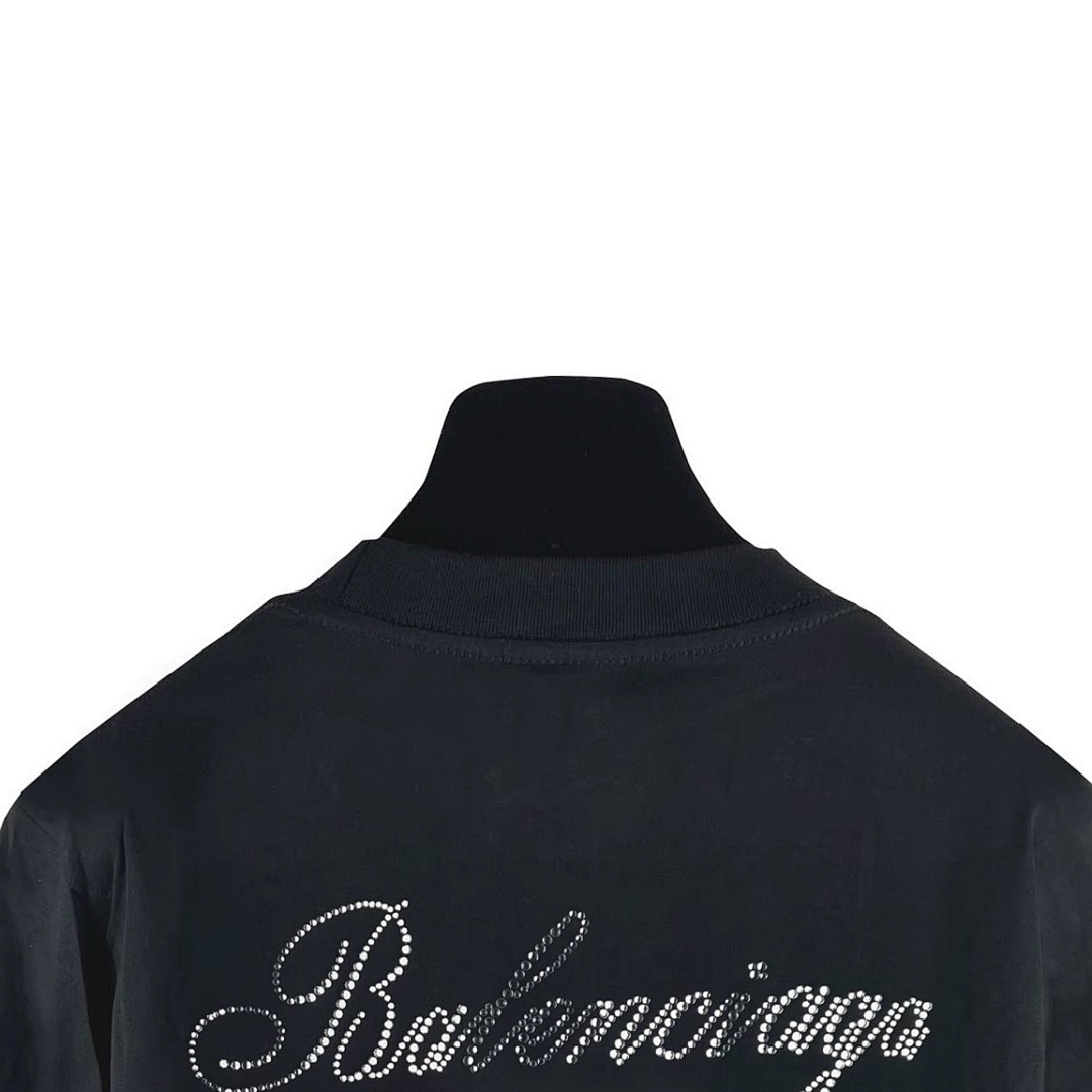 Balenciaga T-Shirt Style 020 detail view 3