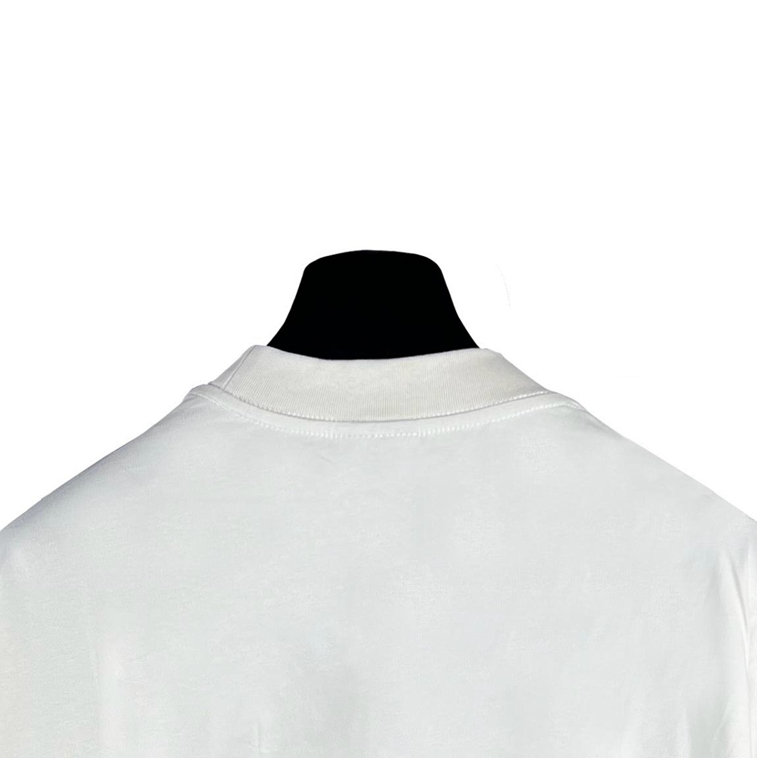 Balenciaga T-Shirt Style 021 detail view 4