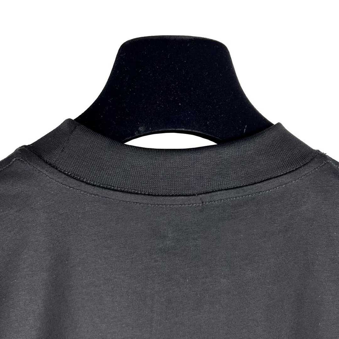 Balenciaga T-Shirt Style 022 detail view 2