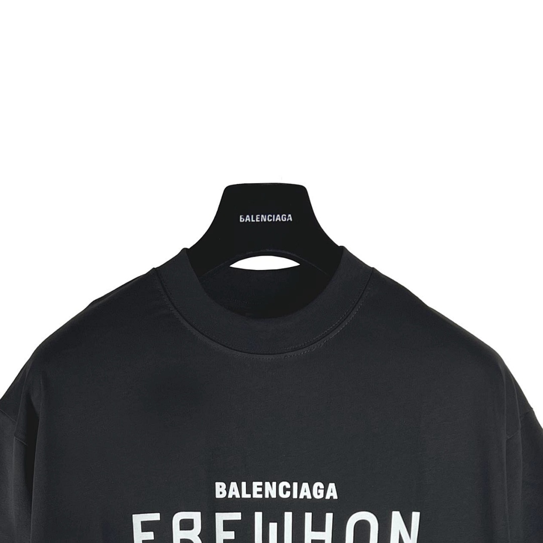 Balenciaga T-Shirt Style 022 detail view 3