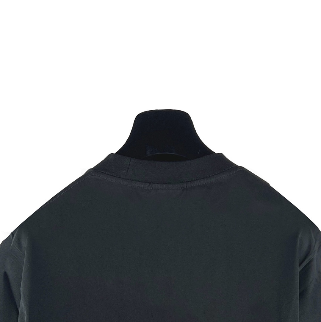 Balenciaga T-Shirt Style 023 detail view 3