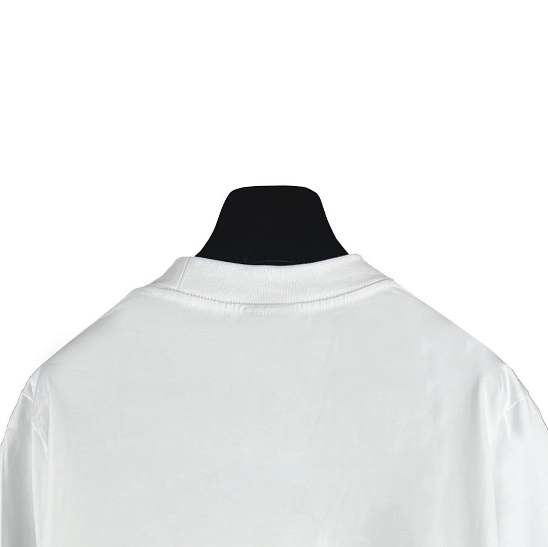 Balenciaga T-Shirt Style 025 detail view 3