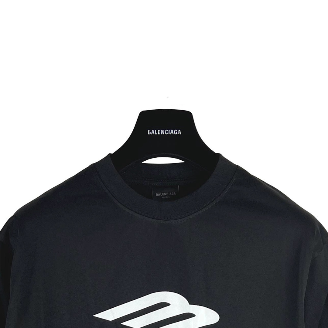 Balenciaga T-Shirt Style 027 detail view 3