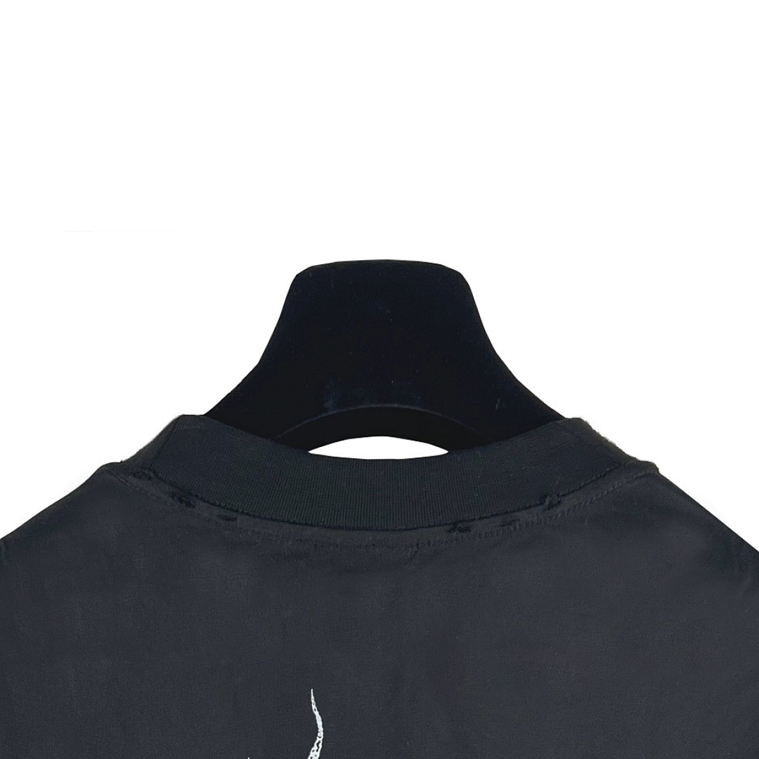 Balenciaga T-Shirt Style 031 detail view 2