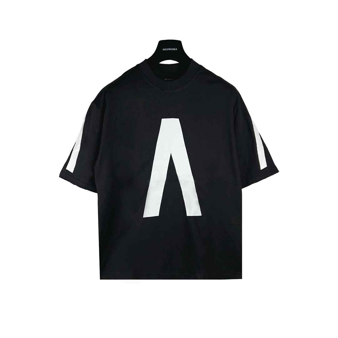 Balenciaga T-Shirt Style 034 detail view 6