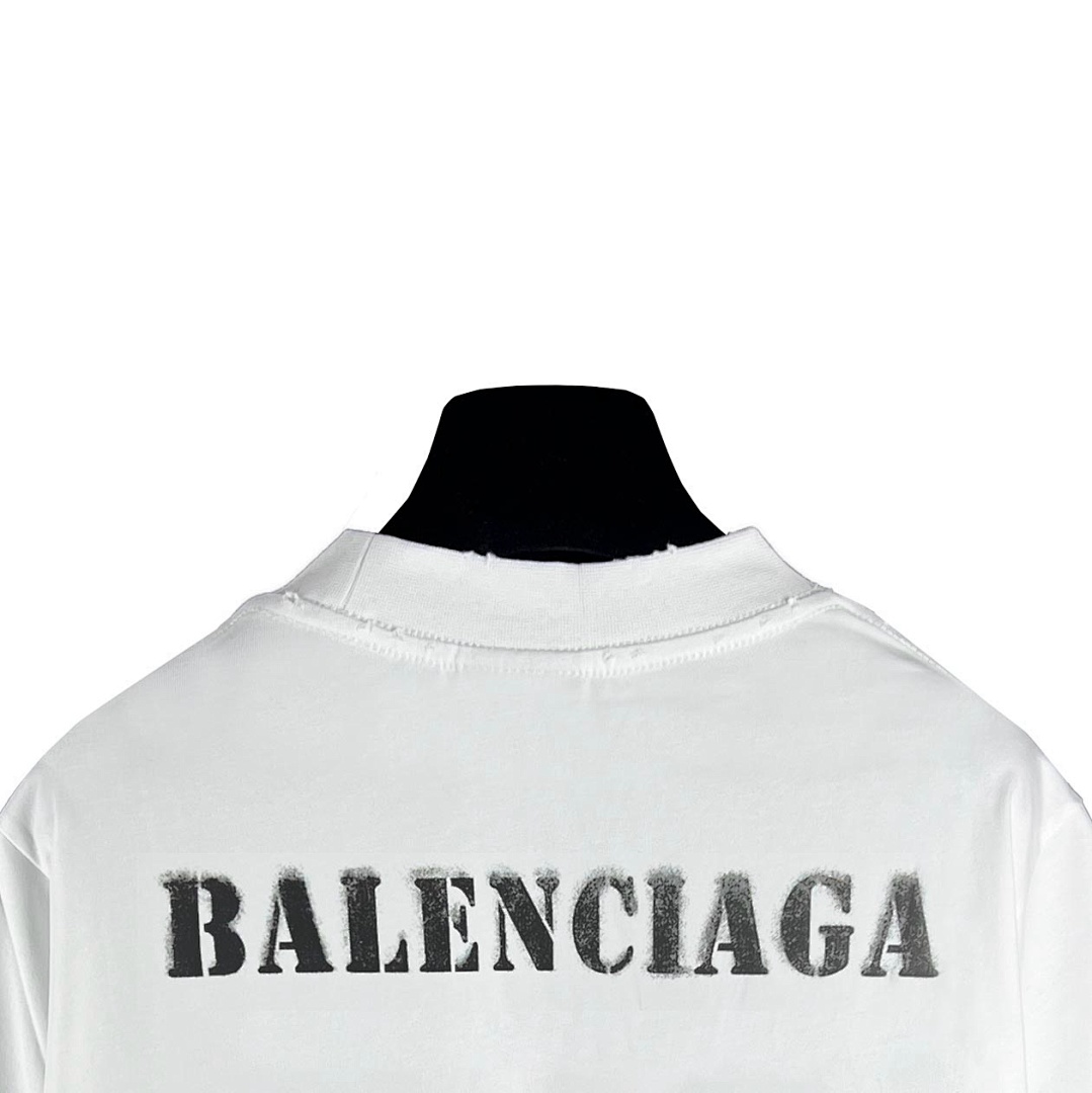 Balenciaga T-Shirt Style 037 detail view 3