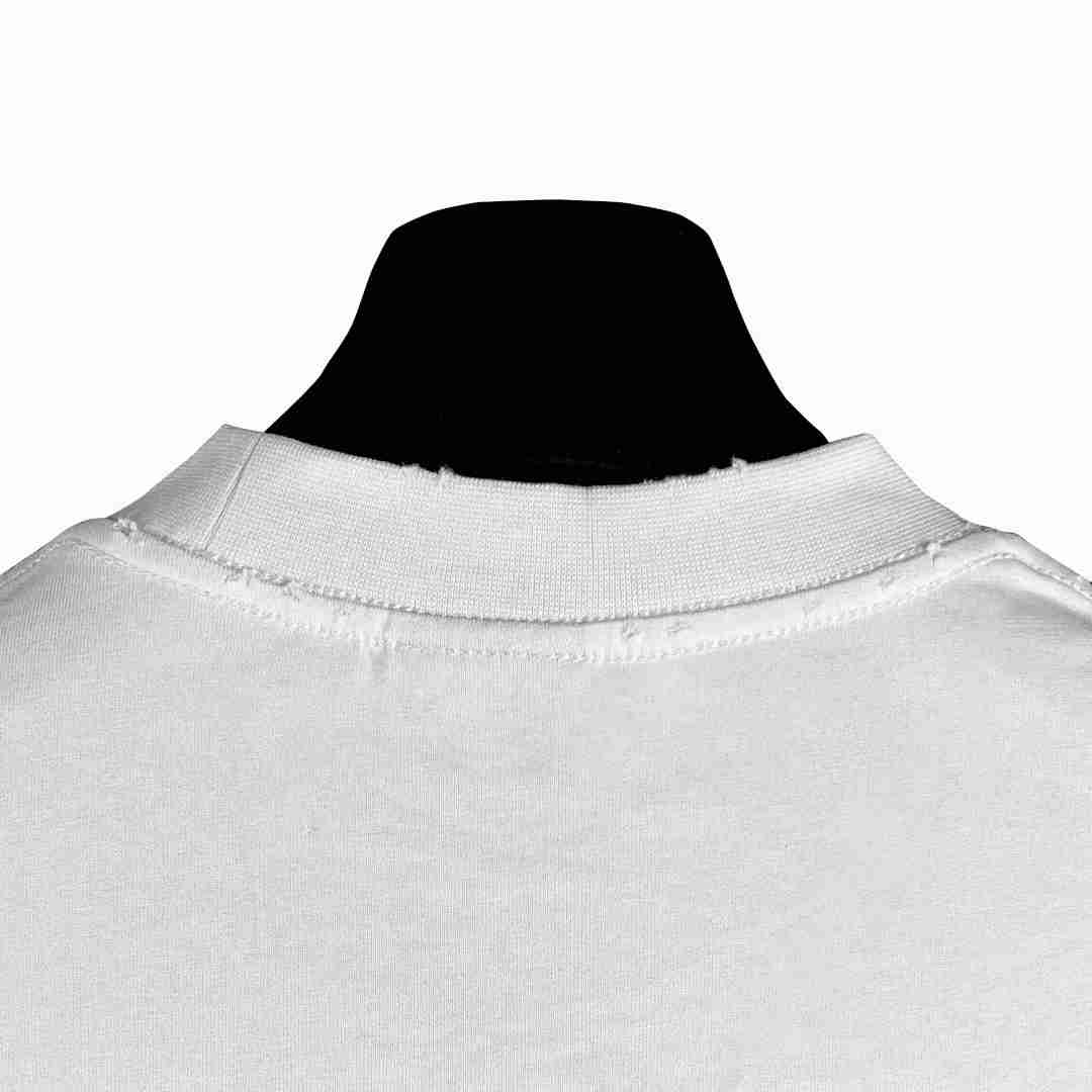 Balenciaga T-Shirt Style 037 detail view 5