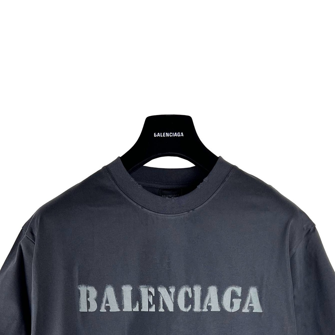 Balenciaga T-Shirt Style 038 detail view 1