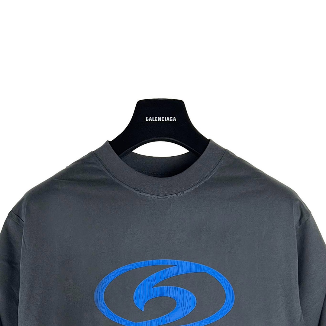 Balenciaga T-Shirt Style 039 detail view 1