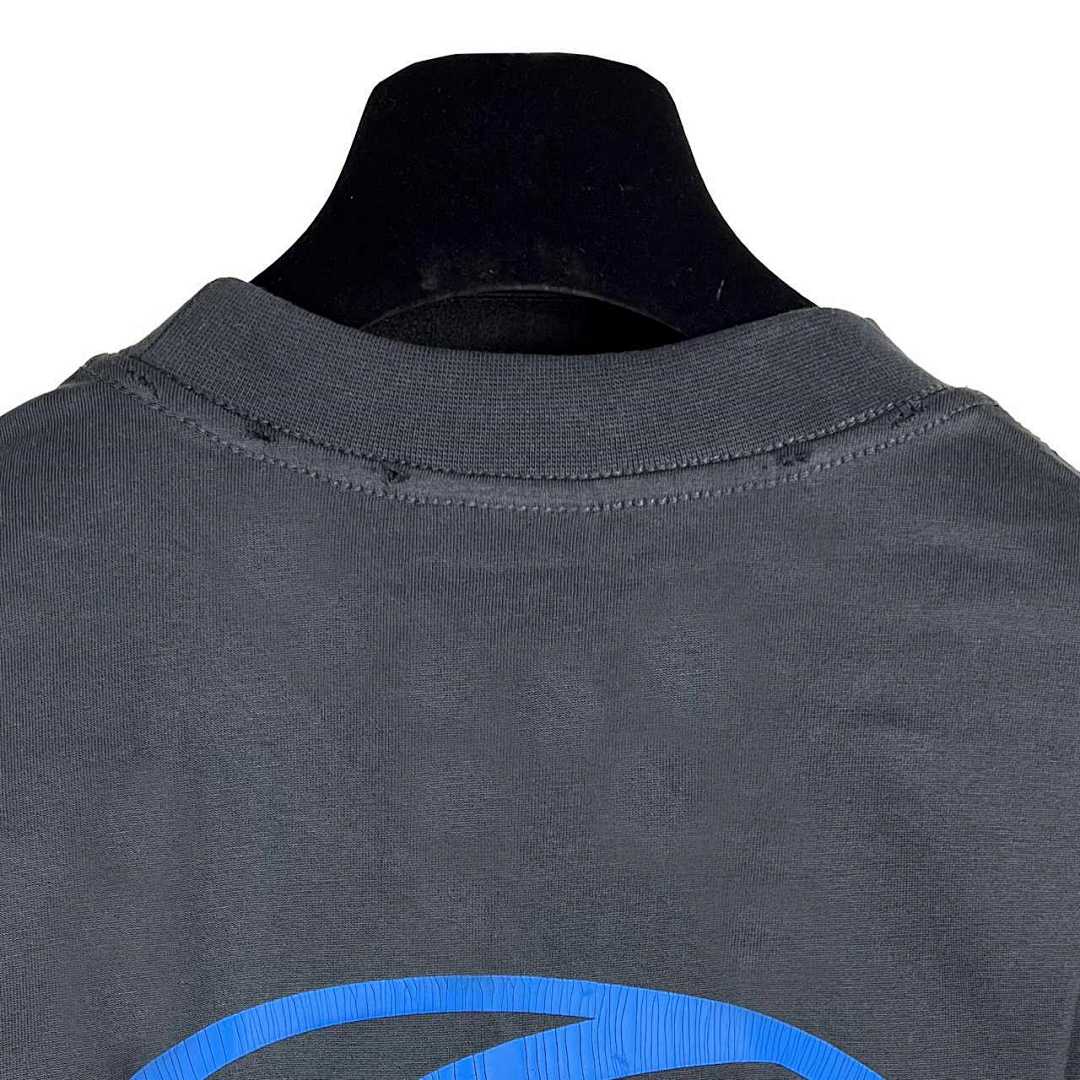 Balenciaga T-Shirt Style 039 detail view 5
