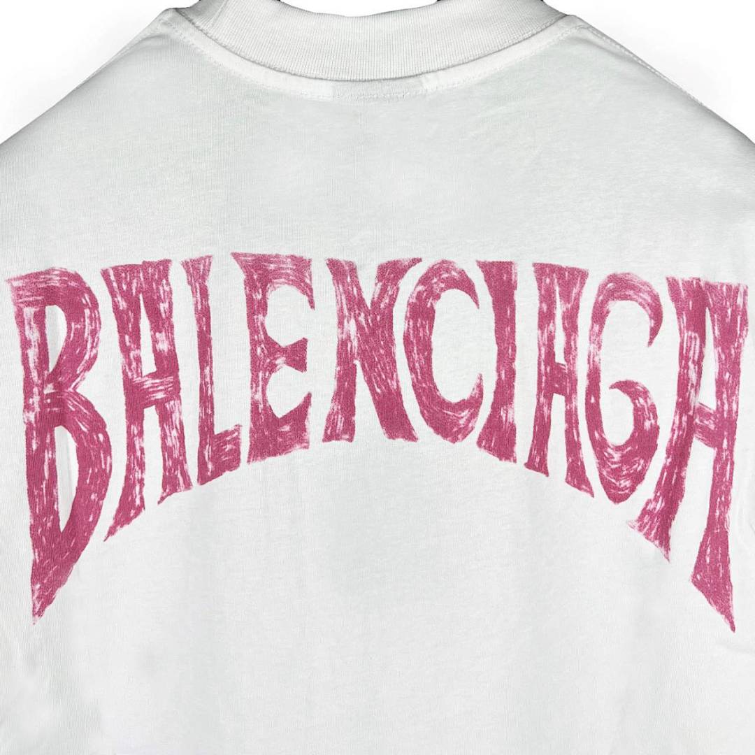 Balenciaga T-Shirt Style 041 detail view 2