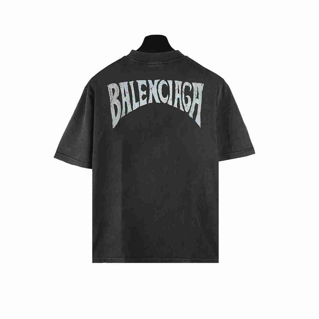 Balenciaga T-Shirt Style 042 detail view 6