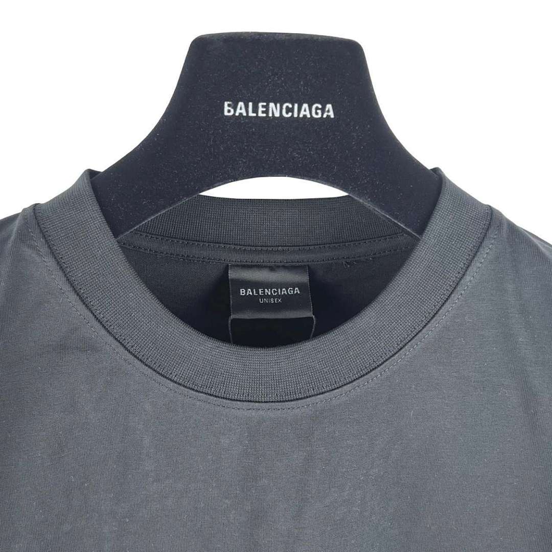 Balenciaga T-Shirt Style 043 detail view 2