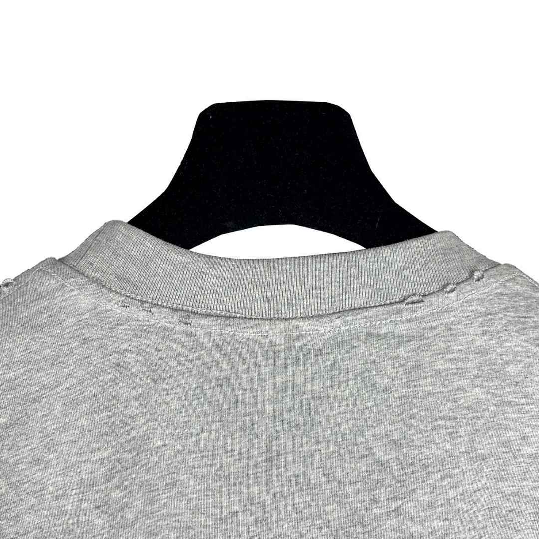 Balenciaga T-Shirt Style 044 detail view 3