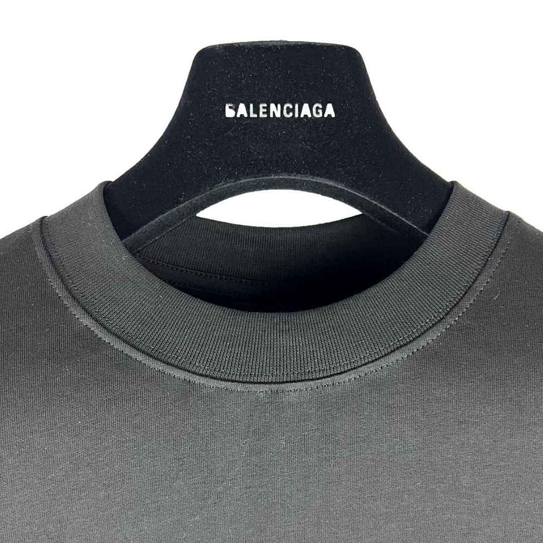 Balenciaga T-Shirt Style 046 detail view 4