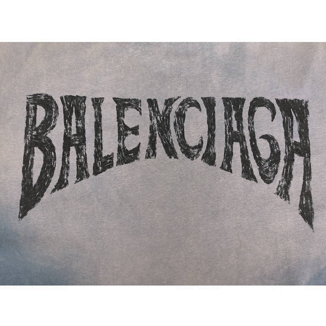 Balenciaga T-Shirt Style 061 detail view 1