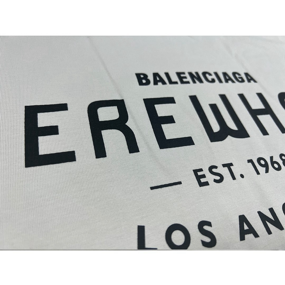 Balenciaga T-Shirt Style 063 detail view 1