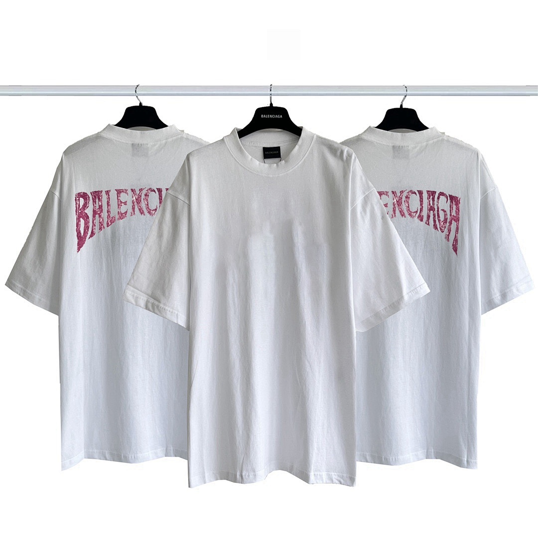 Balenciaga T-Shirt Style 064 detail view 2