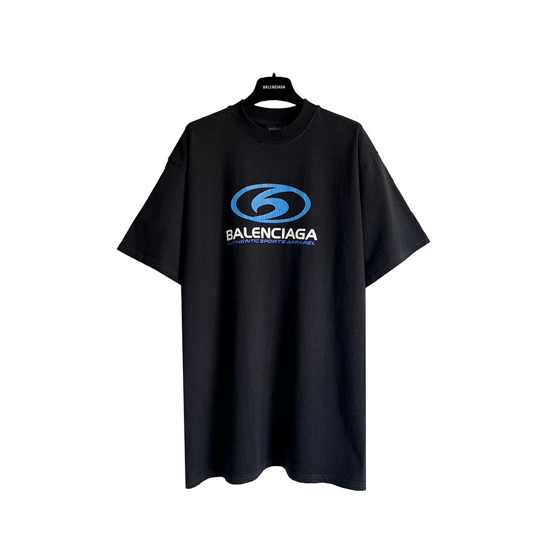 Balenciaga T-Shirt Style 069 detail view 3